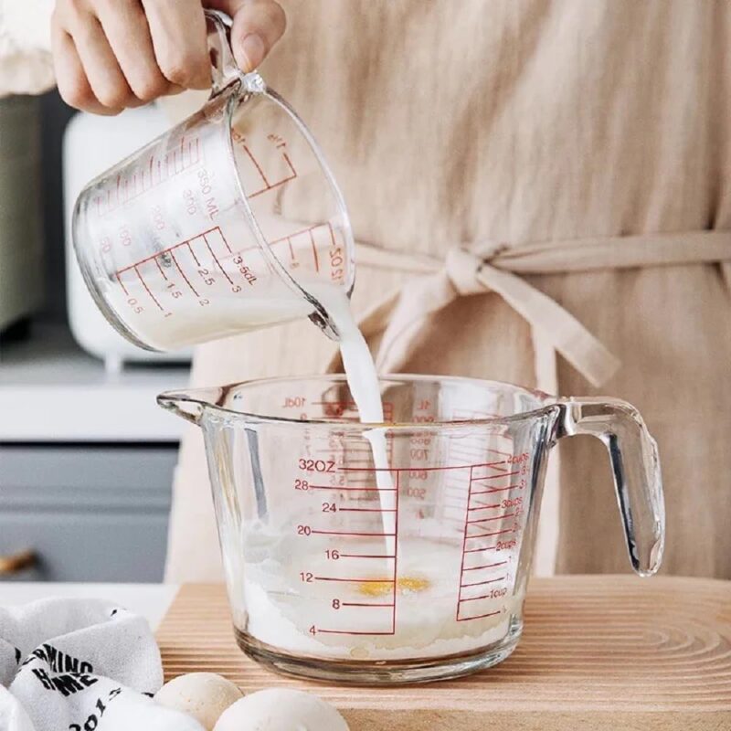 X-Large Tempered Glass Measure Cup - Incremental Measurements - 32 oz. - 4 Cup or 1000L- 10DL Multi Purpose Measuring, Liquid & Dry Ingredients - Kitchen Tool - Red - Image 2